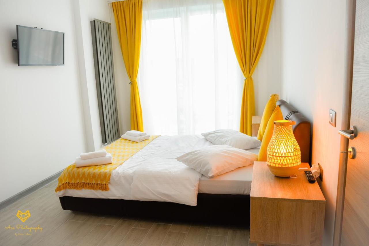 Ace Aparthotel Pool & Spa Mamaia Nord Năvodari Exteriör bild