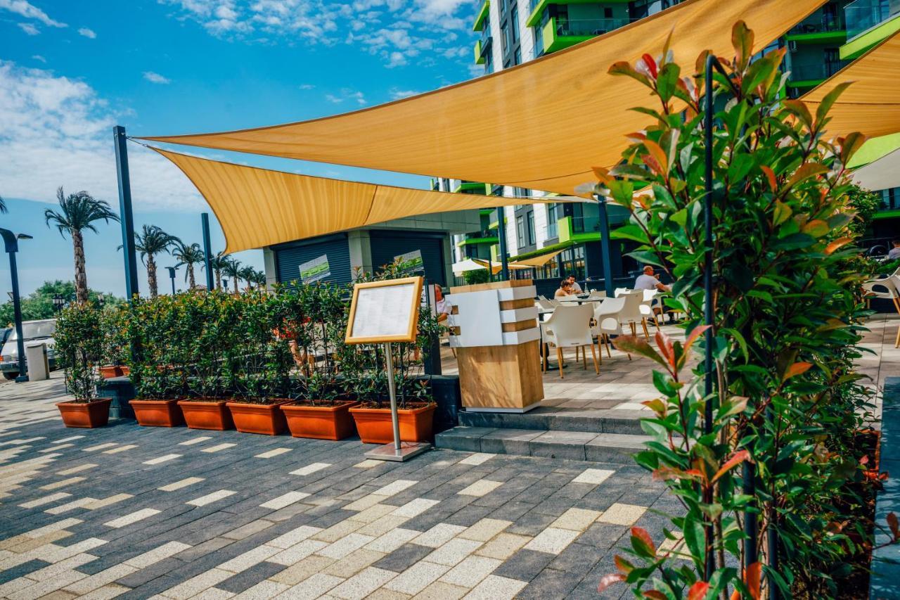 Ace Aparthotel Pool & Spa Mamaia Nord Năvodari Exteriör bild