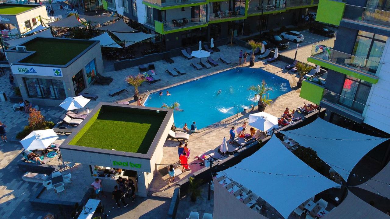 Ace Aparthotel Pool & Spa Mamaia Nord Năvodari Exteriör bild