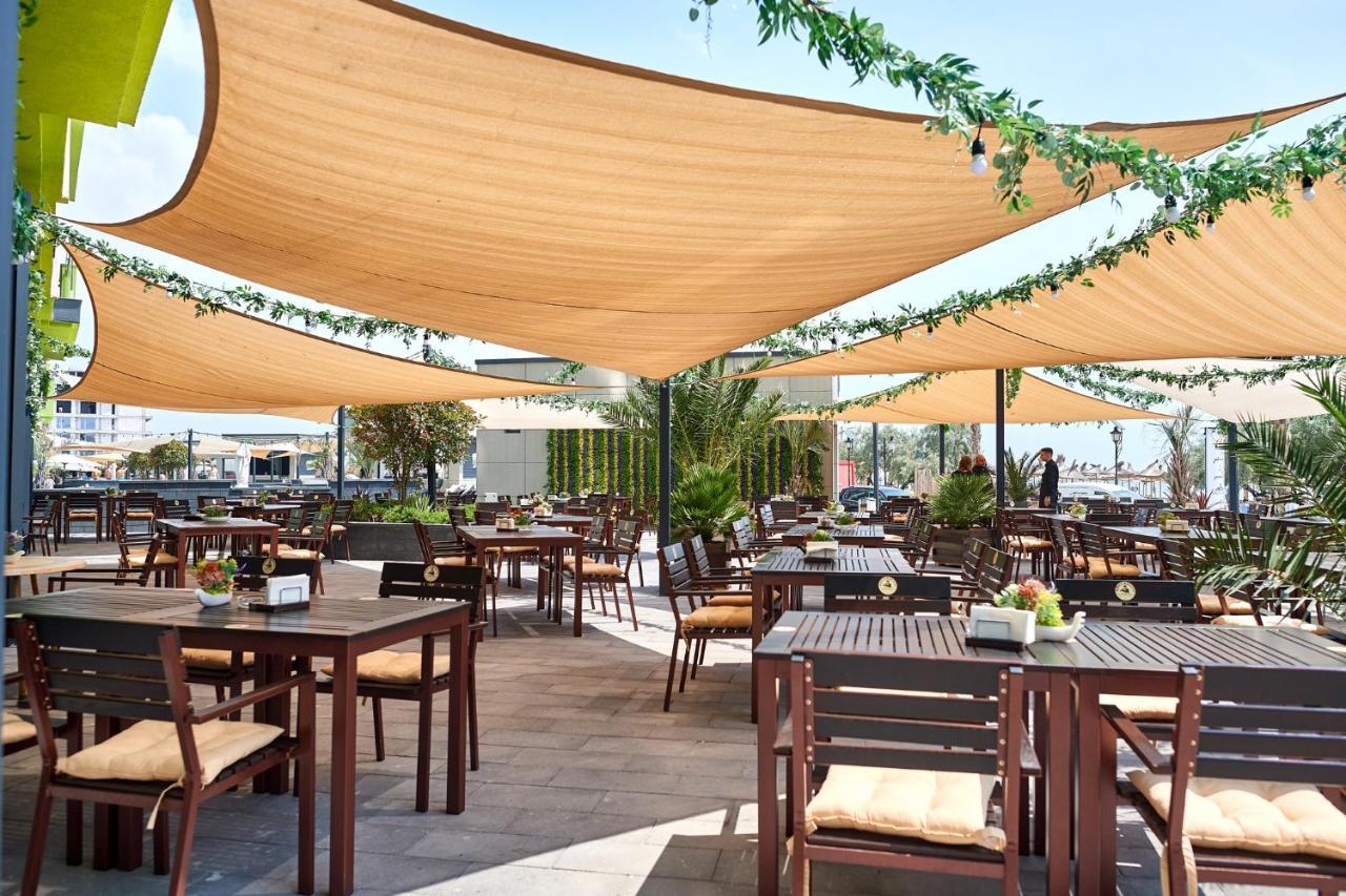 Ace Aparthotel Pool & Spa Mamaia Nord Năvodari Exteriör bild